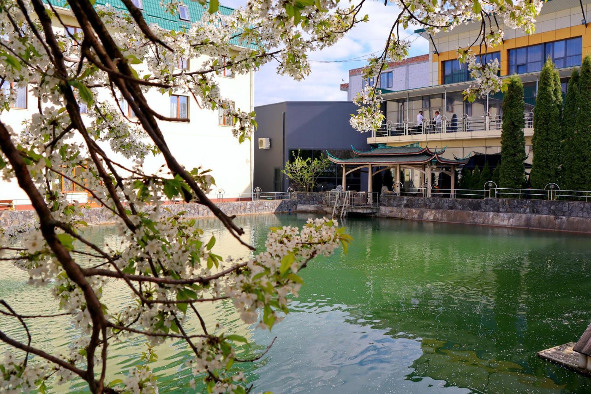 Sobkoff Hotel Khmelʼnytsʼkyy Bagian luar foto